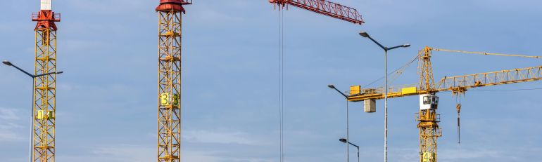 Equivalenza CCNL negli appalti pubblici: il giudizio di congruità deve essere complessivo