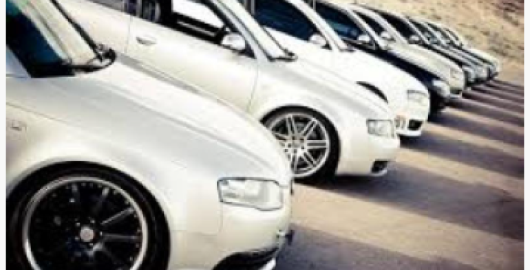 Indennizzo al lavoratore se l’auto aziendale è revocata