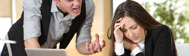 Molestie sul lavoro: licenziamento legittimo anche senza precedenti disciplinari