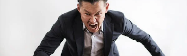 La Cassazione illustra le nozioni di mobbing e straining