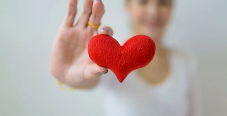 Donazione del sangue: l’Inps rimborsa la retribuzione anticipata