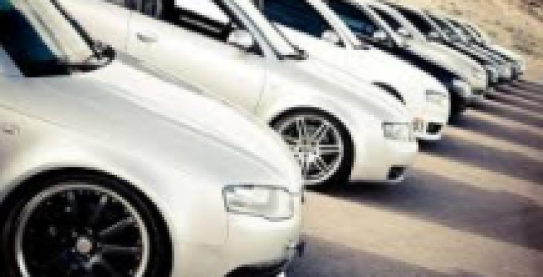 Auto in uso promiscuo ai dipendenti: come cambia il calcolo del fringe benefits