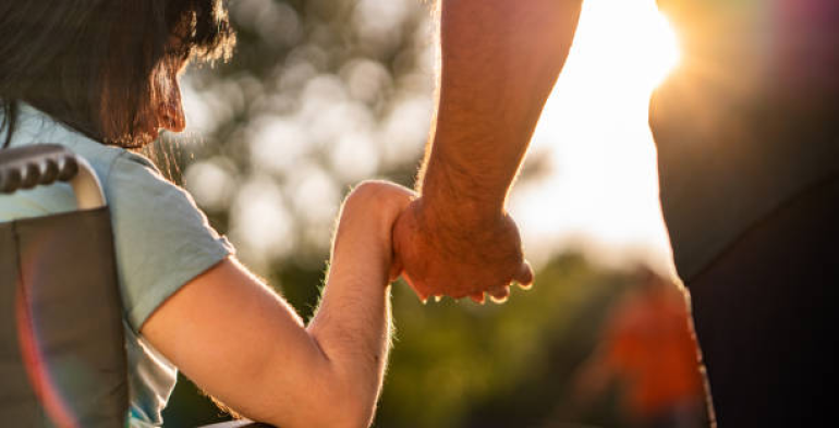 Genitori disoccupati o monoreddito con figli disabili