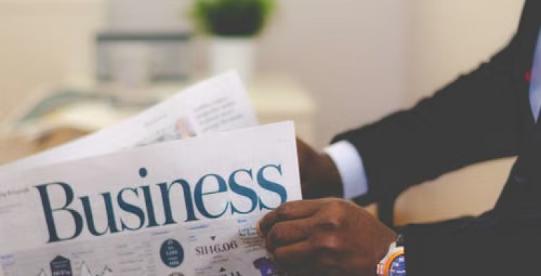 Cessione di ramo d’azienda: il giudice deve valutare gli elementi organizzativi e produttivi nel complesso