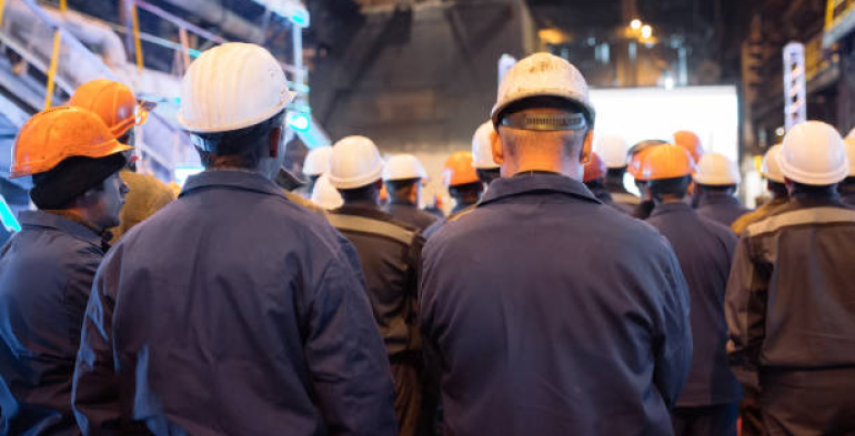 Cambio appalto, il committente può «sostituire» i lavoratori scioperanti