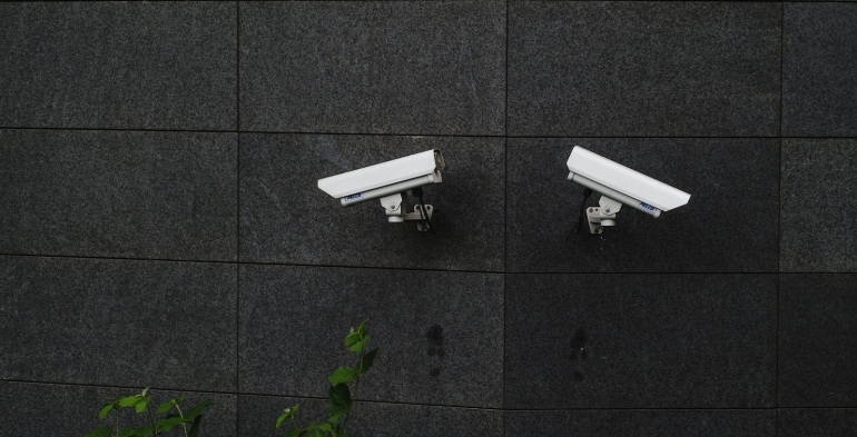 Installazione di impianti audiovisivi e strumenti di controllo