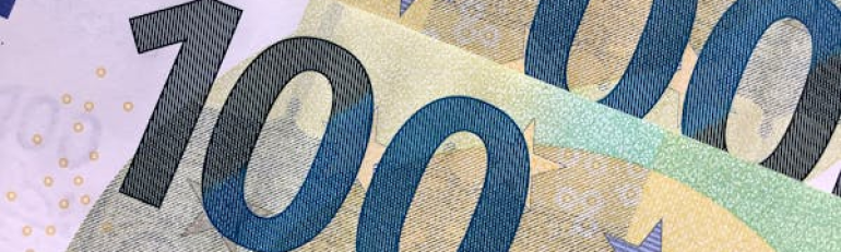Bonus Natale, nella domanda il codice fiscale di coniuge e figli