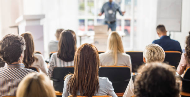 solo gli eletti in liste di sindacati possono indire assemblee