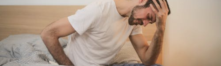 Malattia del dipendente: no all'azione in giudizio, sì a visita fiscale e controlli investigativi