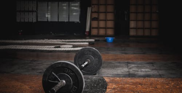 Legittimo il licenziamento del lavoratore che svolge attività sportiva incompatibile con le limitazioni mediche