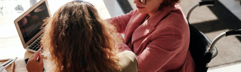 Coerenza tra assenze e fruizione dei permessi l.104