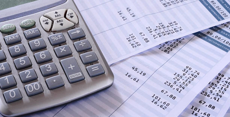 Lavoro su turni e retribuzione: confermato il criterio della mensilizzazione