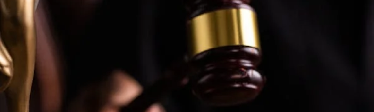 Lettere minatorie all'azienda: mancanza di una prova certa