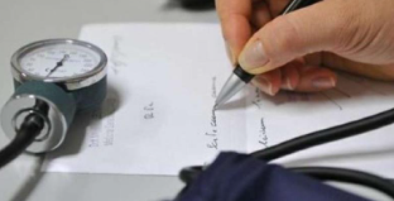 La malattia comunicata ai colleghi tramite chat è valida ai fini del comporto lungo