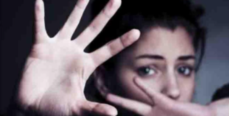 Molestie sul lavoro: perfetto il trasferimento se risponde a una logica di tutela