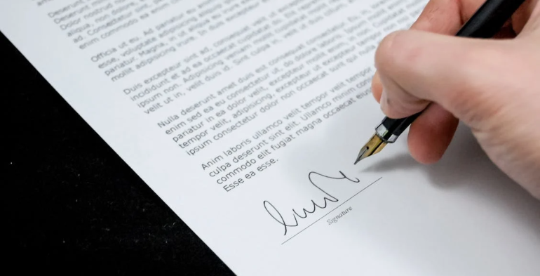 Licenziato e ignaro: la madre nasconde la lettera, ma per la Cassazione è troppo tardi