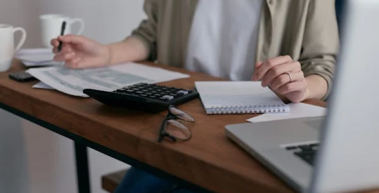 Compatibilità tra lavoro dipendente e carica di amministratore