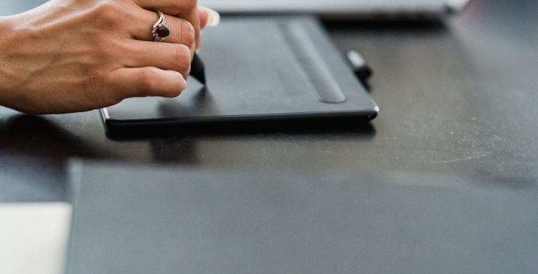 Dichiarazioni del lavoratore neoassunto valida solo con firma digitale