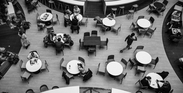 Indennità sostitutiva servizio mensa: dopo quante ore di lavoro spetta?
