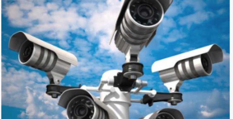 Registrazione accessi dipendenti: legittima per motivi di sicurezza