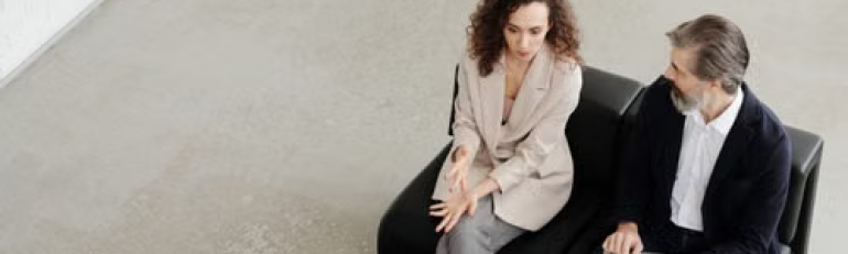 Chi sottrae soldi all’azienda può compensare lavorando gratis in futuro