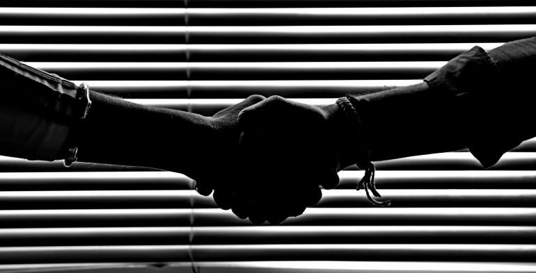 Patto di non concorrenza, nullità per sproporzione tra limitazioni e corrispettivo