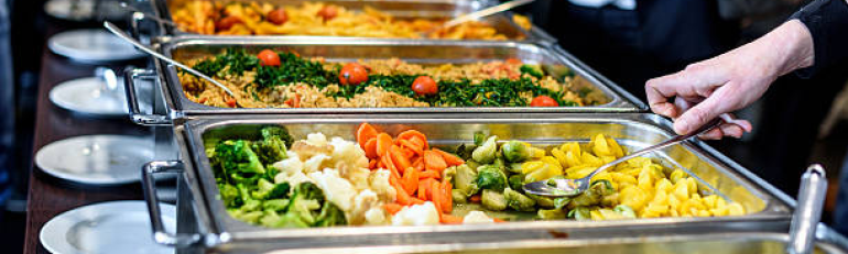 Servizio mensa: il servizio è soggetto all’IVA del 4%