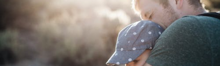 Abuso del congedo parentale se svolta attività lavorativa diversa