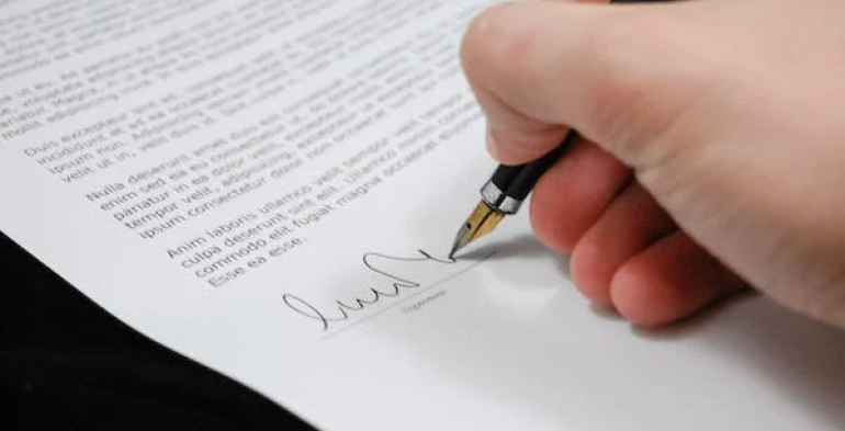 Nessuna forma tipica per la cessione del contratto di lavoro