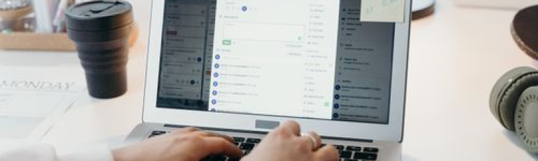 Licenziamento via e-mail ordinaria: la Cassazione dà l’OK