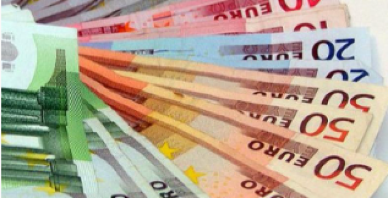 Taxi pagato in contanti, il rimborso spese è tassato