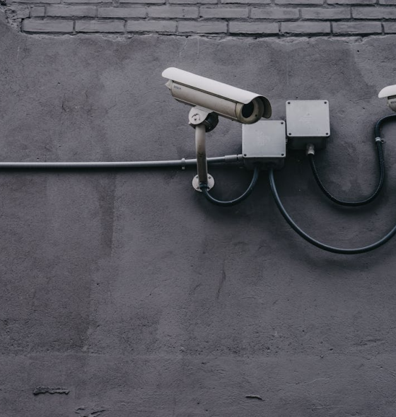 Privacy violata tra telecamere e questionari post-malattia