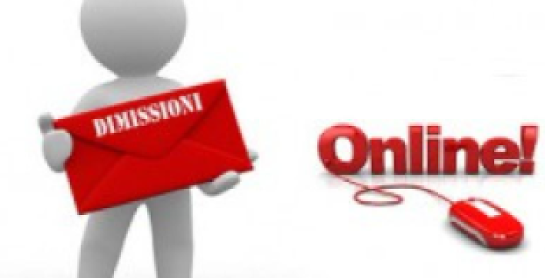 Dimissioni di fatto solo dopo quindici giorni