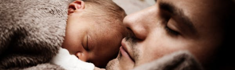 Congedo di paternità: licenziamento nullo e reintegrazione
